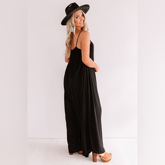 Women’s V Neck Sleeveless Wide Leg Jumpsuit - Picture 2 of 3